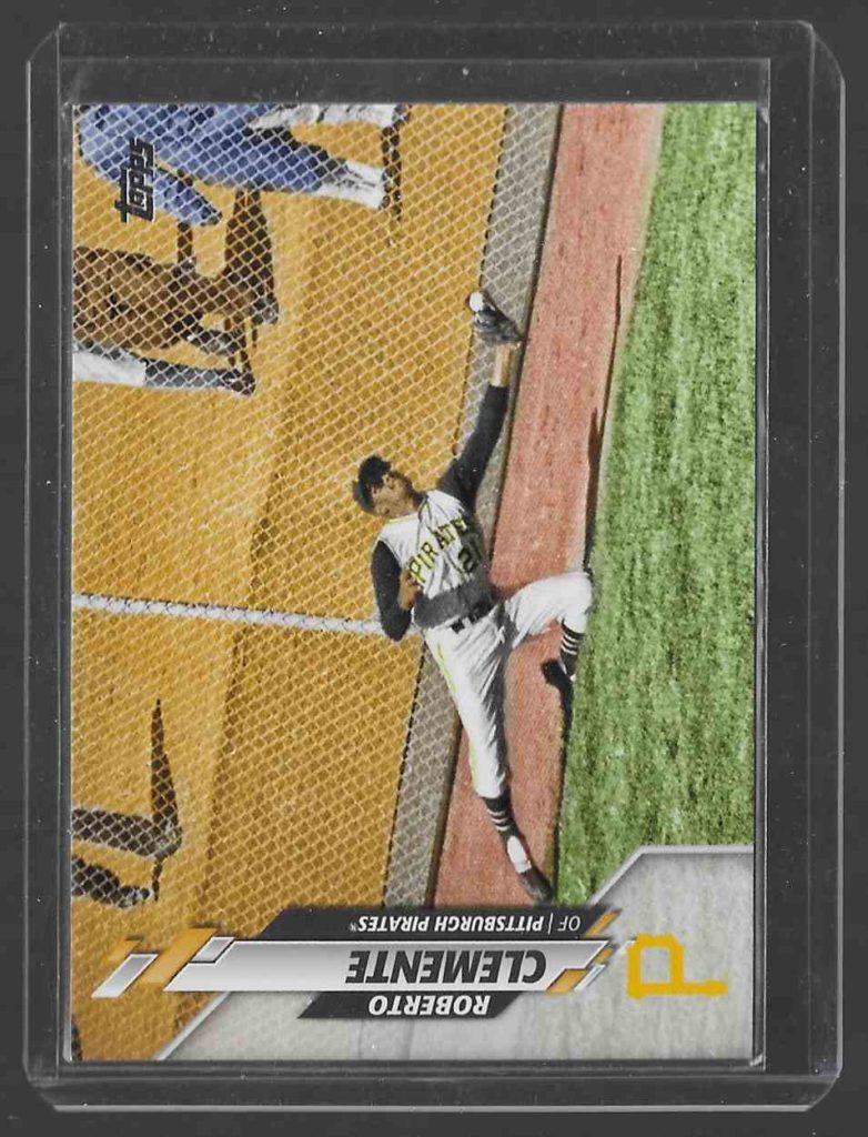 2020 Topps 375b Roberto Clemente Base Set Photo Variation SSP